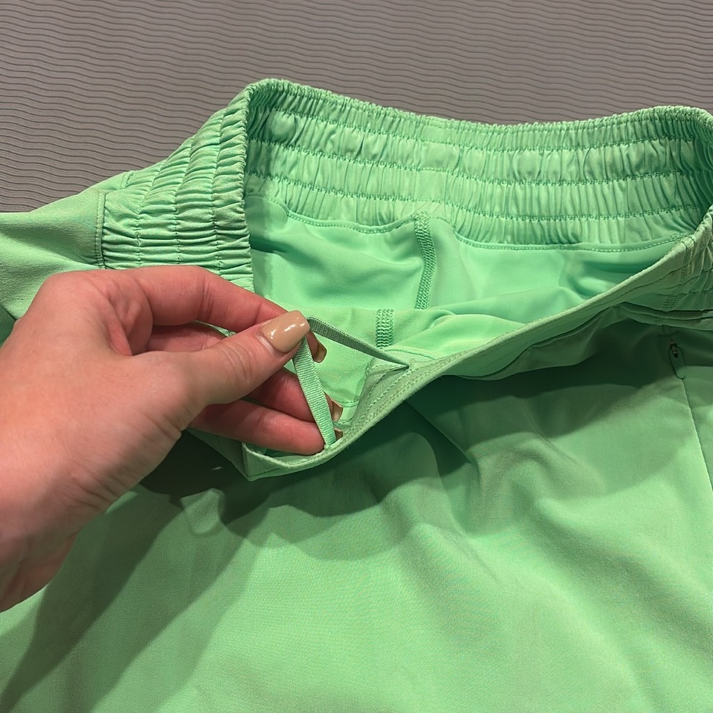 Lululemon Hotty Hot High-Rise Skirt Skort Long Scream Green Light 6 - Picture 11 of 16